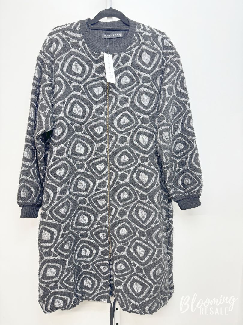 Gershon Bram Long Sleeve Oversized Zip Front Textured w/ Abstract Cube Design Drawstring Bottom Mid-Length Coat Gray Black