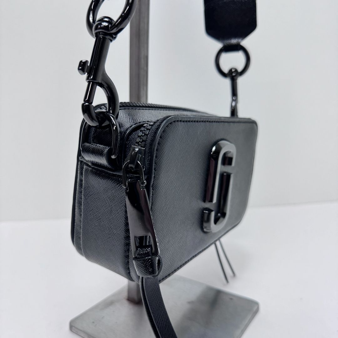 Marc Jacobs Snapshot 2 Zip Leather Nylon Strap Purse Black